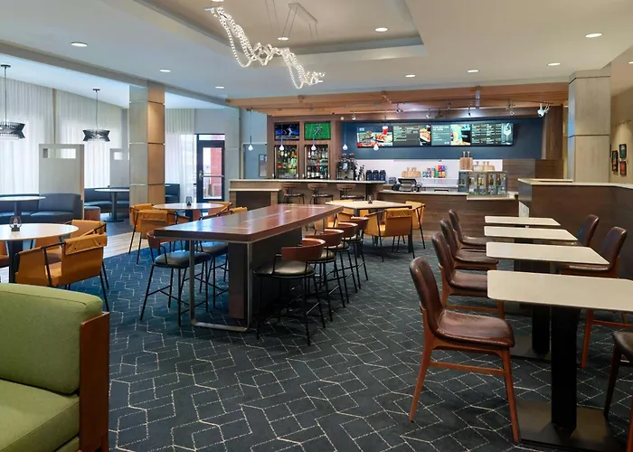 Courtyard By Marriott Carrollton